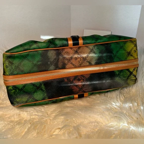 L.A.M.B. Designer Tie Dye Handbag🤩 - Picture 9 of 11